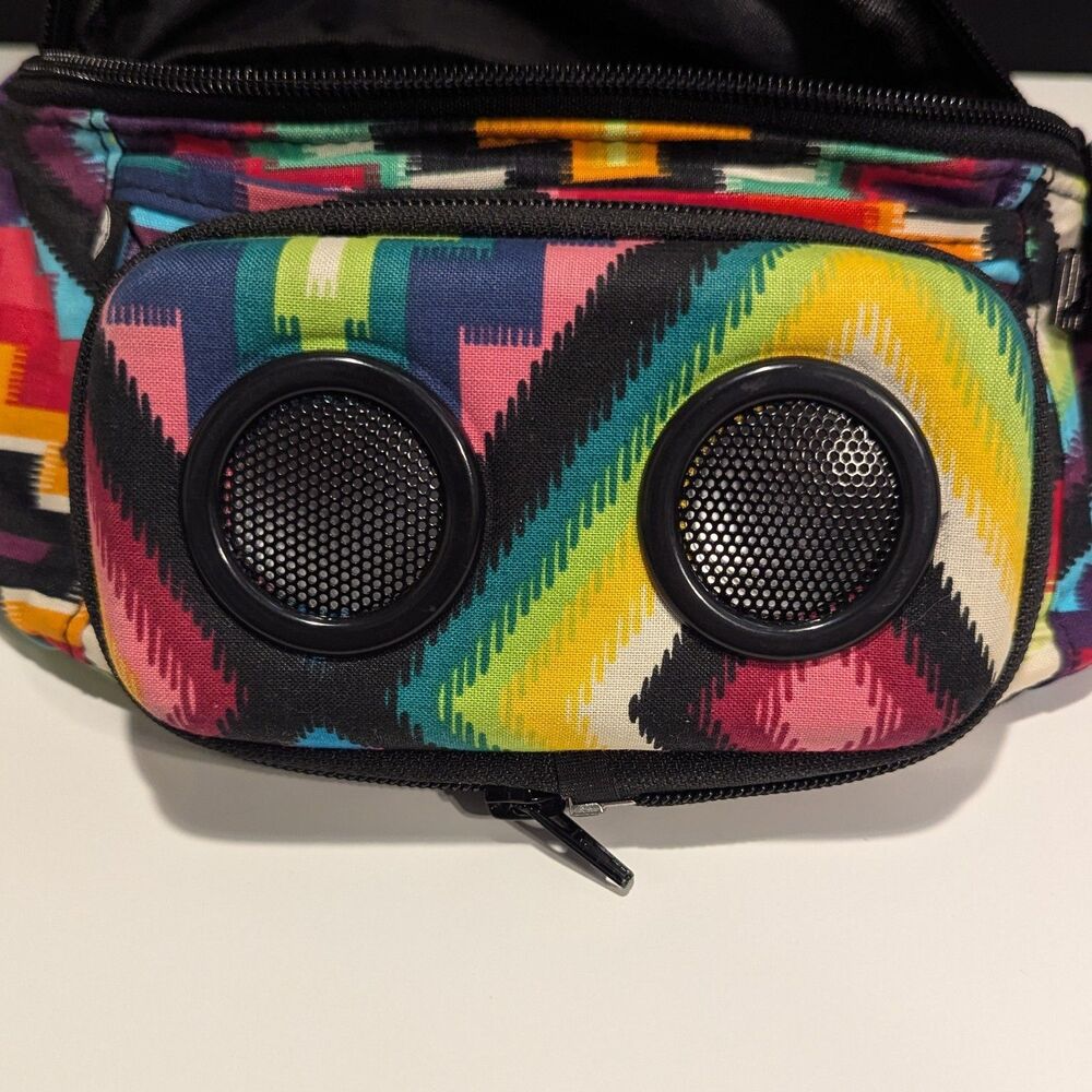 JammyPack Mobile Speaker Fanny Pack Travel Bag Retro 90's Geometric Pattern - Picture 14 of 16